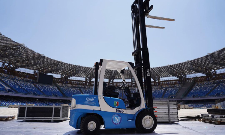 New Sami Srl e Unicar-Yale per il palco della festa scudetto del Napoli